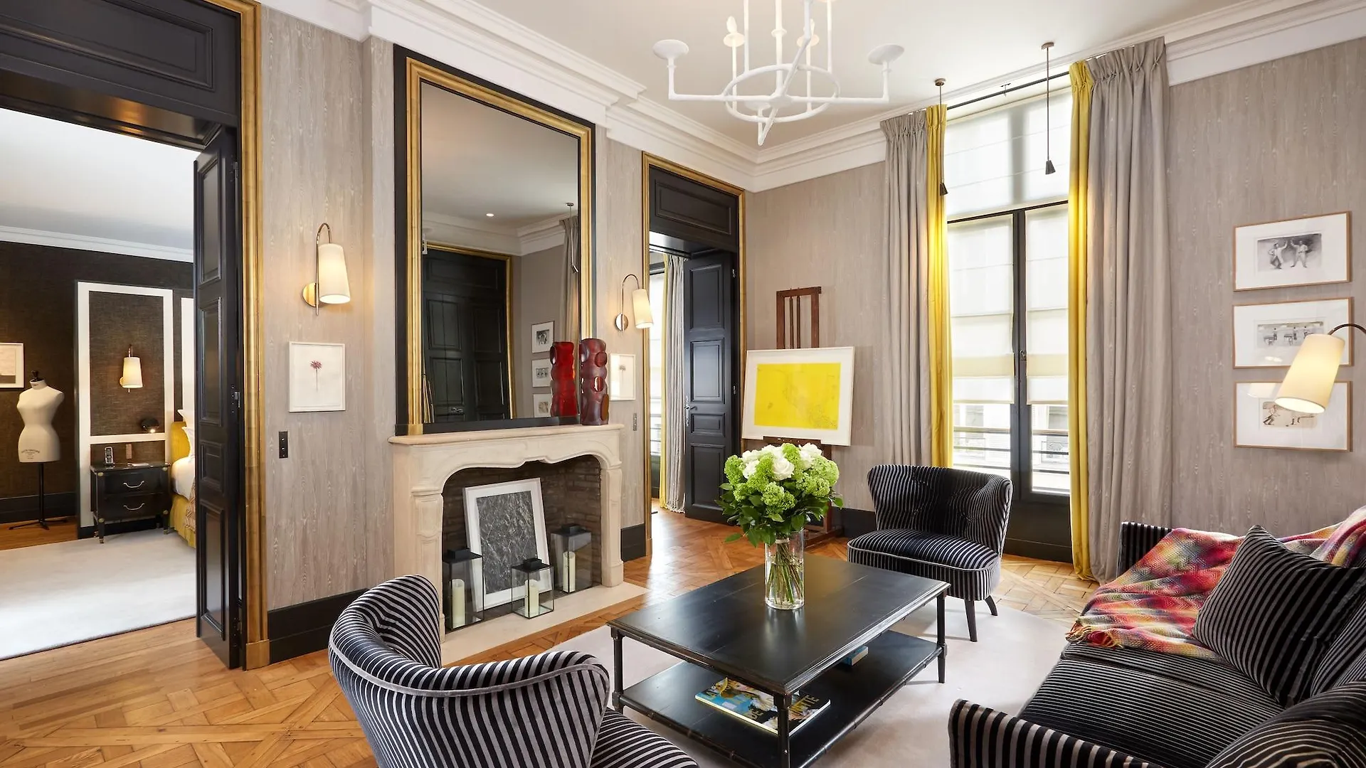 Hotel Le Pavillon De La Reine & Spa, Place Des Vosges 5*