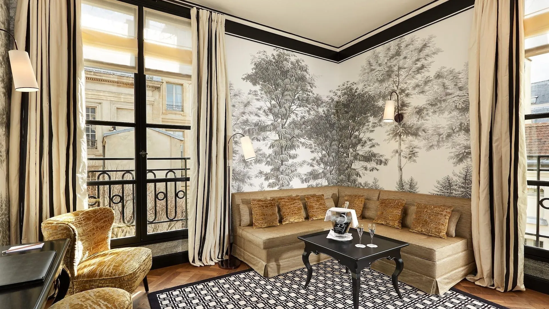 Le Pavillon De La Reine & Spa, Place Des Vosges Hotel Paris