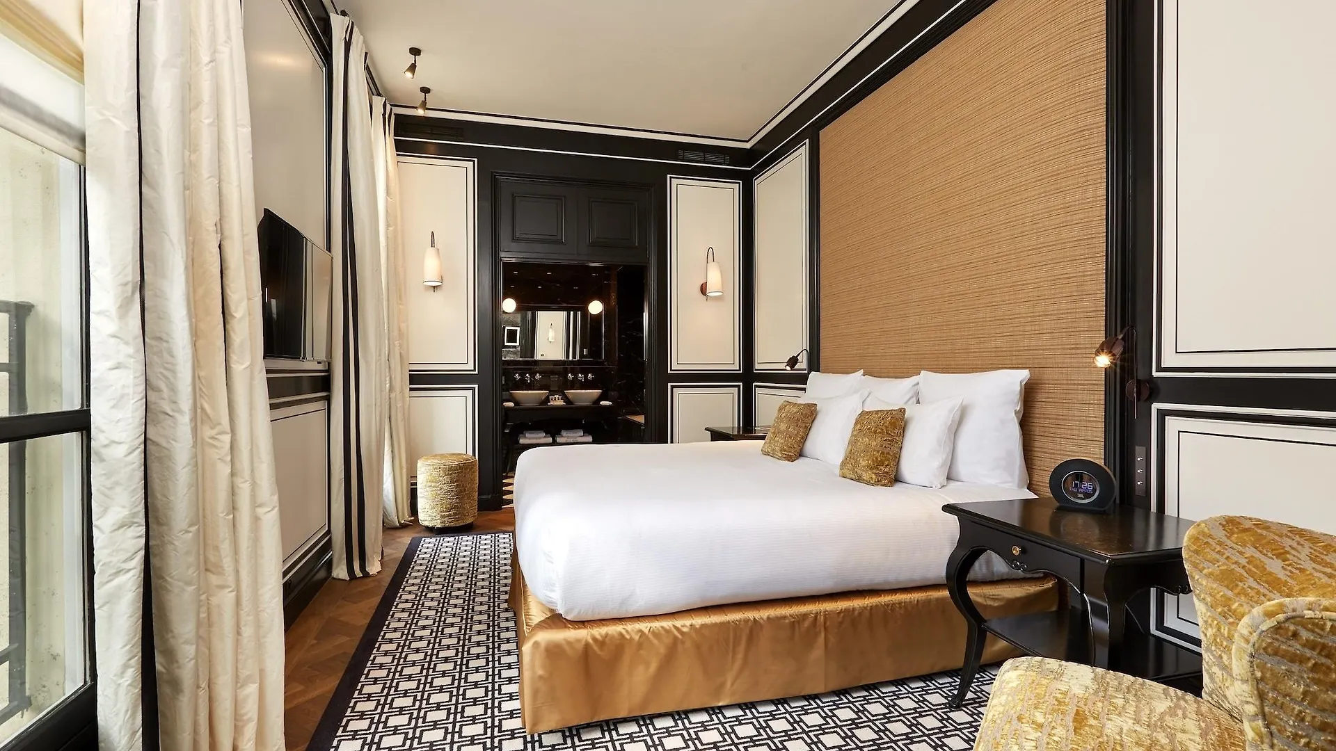 Le Pavillon De La Reine & Spa, Place Des Vosges Ξενοδοχείο Παρίσι