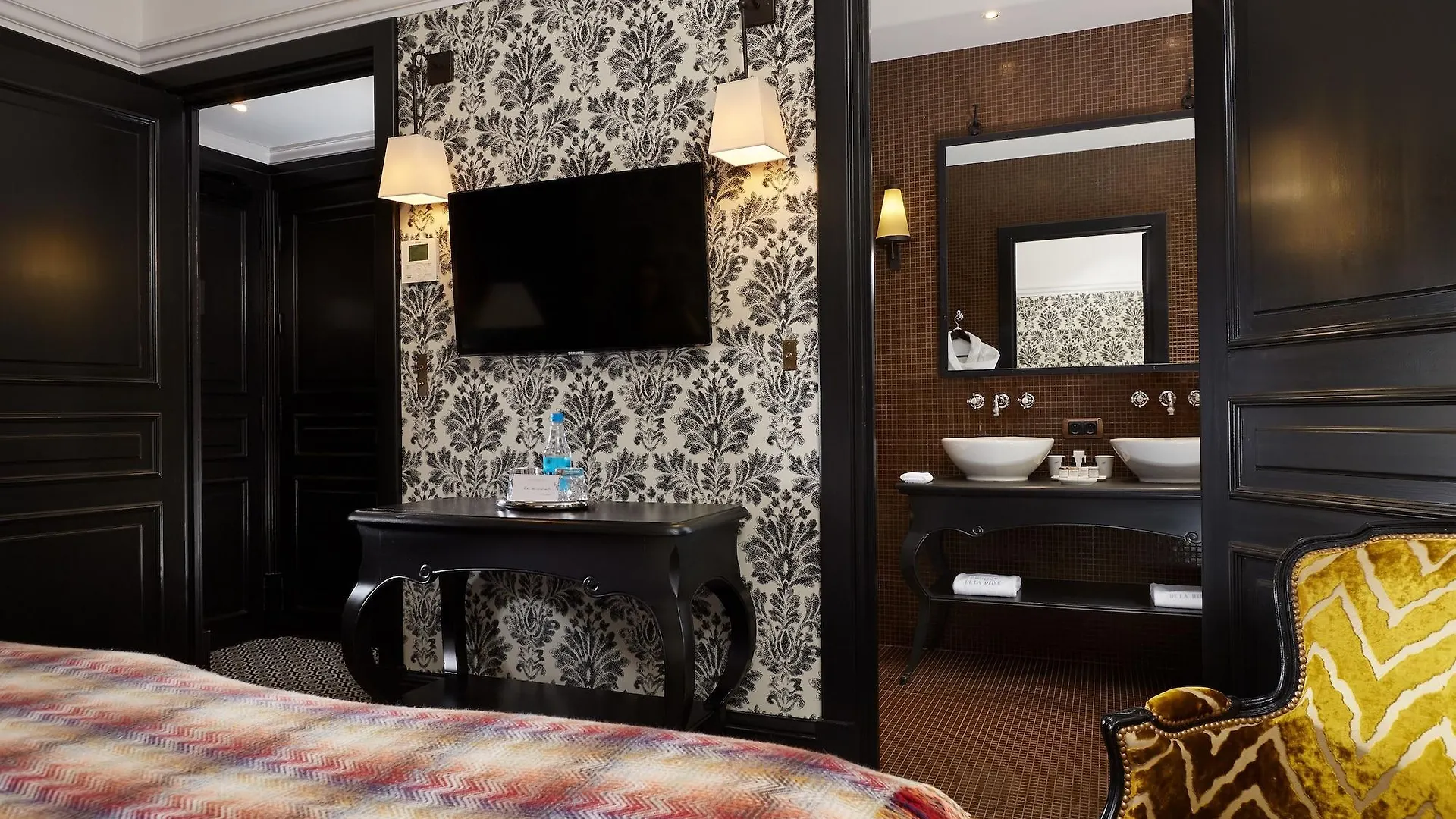 Le Pavillon De La Reine & Spa, Place Des Vosges Paris