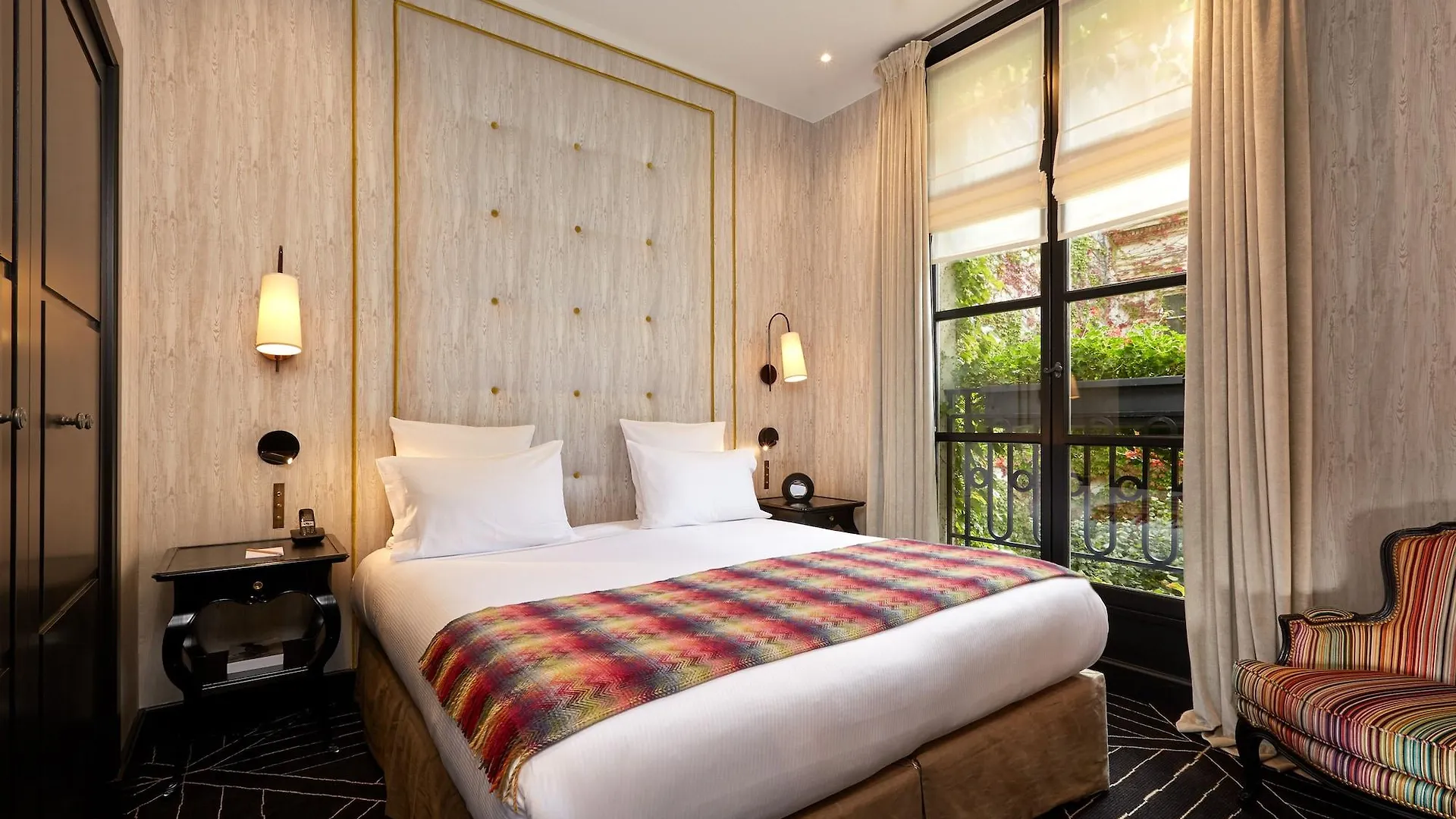 Le Pavillon De La Reine & Spa, Place Des Vosges 5* Paris