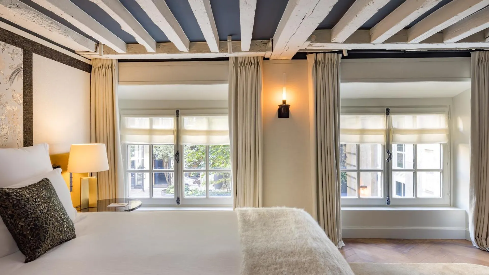 Hotel Le Pavillon De La Reine & Spa, Place Des Vosges