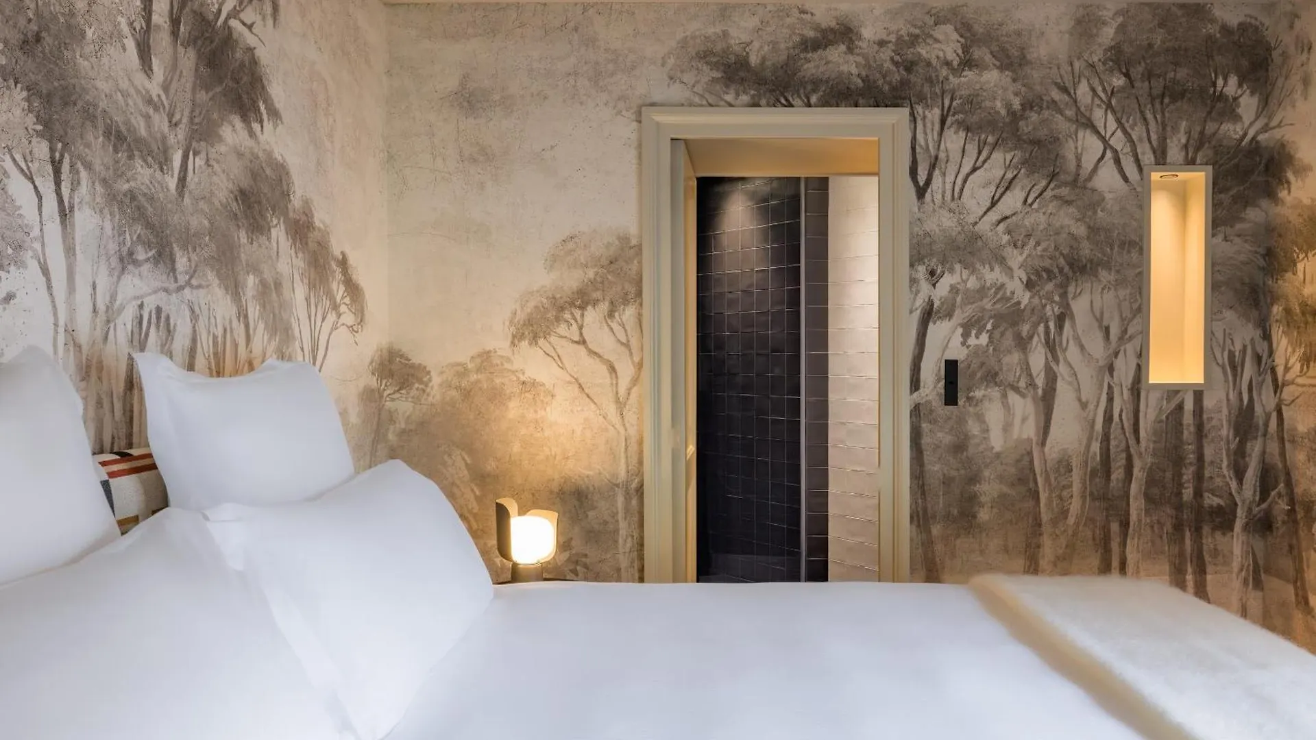 Le Pavillon De La Reine & Spa, Place Des Vosges Paris
